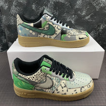 Cargar imagen en el visor de la galería, Réplica AIR FORCE 1 &quot;JUNGLE&quot;
