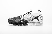 Cargar imagen en el visor de la galería, Réplica VAPORMAX FLYKNIT &quot;CONTRAST&quot;
