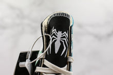 Cargar imagen en el visor de la galería, Réplica All Star 2020 Chuck - VENOM
