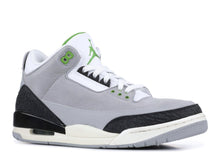 Cargar imagen en el visor de la galería, Réplica AIR JORDAN 3 RETRO &quot;CHLOROPHYLL&quot;
