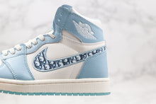 Cargar imagen en el visor de la galería, Réplica AIR JORDAN 1 RETRO HIGH SKY X DIOR
