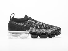 Cargar imagen en el visor de la galería, Réplica VAPORMAX FLYKNIT &quot;CONTRAST&quot;
