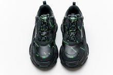 Cargar imagen en el visor de la galería, Réplica BALENCIAGA TRIPLE S &quot;ALIEN&quot;
