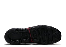 Cargar imagen en el visor de la galería, Réplica AIR VAPORMAX PLUS &quot;BLACK NOBLE RED&quot;
