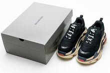 Cargar imagen en el visor de la galería, Réplica BALENCIAGA TRIPLE S &quot;RED &amp; BLUE&quot;
