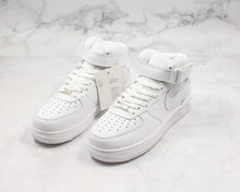 Cargar imagen en el visor de la galería, Réplica AIR FORCE 1 MID &quot;WHITE&quot;
