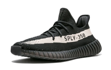 Cargar imagen en el visor de la galería, Réplica YEEZY BOOST 350 V2 &quot;OREO&quot;
