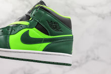 Cargar imagen en el visor de la galería, Réplica AIR JORDAN 1 Mid
