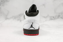 Cargar imagen en el visor de la galería, Réplica AIR JORDAN 1 mid
