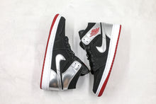 Cargar imagen en el visor de la galería, Réplica AIR JORDAN 1 Mid
